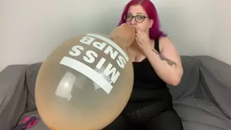 Blow to Pop: Miss Snapback balloons