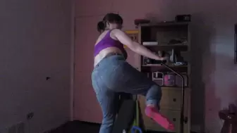 JUMPING FOR JOY BBW FARTS MORE THAN ONCE