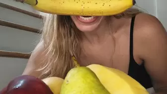 Mouth comparison to five fruits