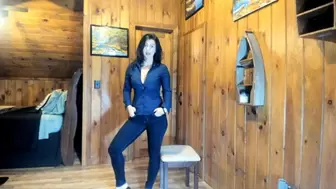 a realtor shows belly and gets embarrassed