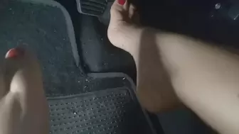 Sexy barefoot pedal pumping