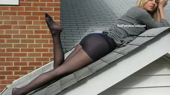19yo Danielle Trixie Blue Pantyhose on the Roof MP4 1280x720
