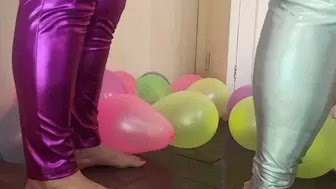 DolceAmaran and Juliette bringing Looners Fetish to another level - LOONERS - BALLOON PLAY - FEET FETISH - BBW - SPANDEX LEGGINGS - FUN PLAY - LOONERS EXPERIENCE