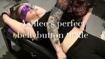 New girl Ashlee The cutest Bellytbutton tickle!