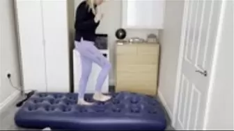 2 single air beds jump to pop