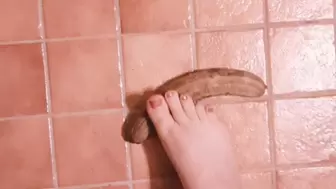 Squeeze a big old banana barefoot