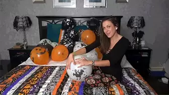 Popping Halloween with Skylar Cambridge [1080p]