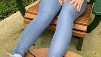 Scarlet Pisses Her Skintight Jeans and Sneakers!