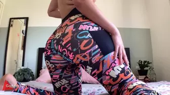 Huge Ass in Leggings