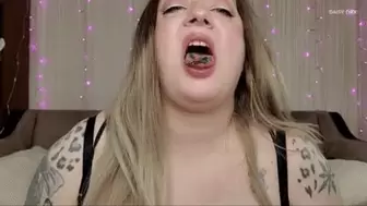 Pussy Smothered by Vore BBW Giantess