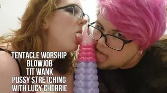 Tentacle Worship, Double Blowjob & Pussy Gaping