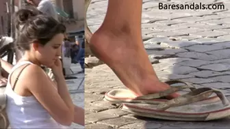 Shoeplay and dirty feet toe wiggling in flip flops - Video update 13012 HD