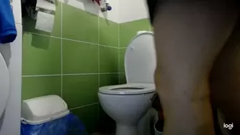 Toilet fetish in cozy nightdress in bathroom mp4