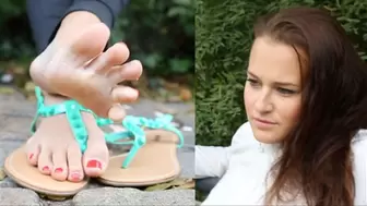 Nikola shoeplay and toes spreading in summer thong sandals - Video update 13015 HD