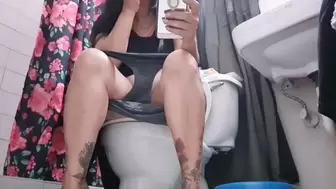 latina milf toilet fetish smoking coughing peeing on her phone while she goes