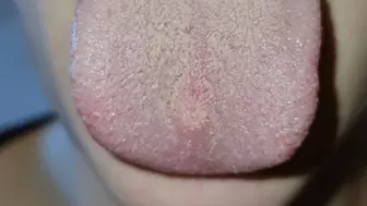White tongue play