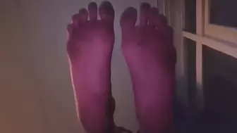 Dirty Feet !!!