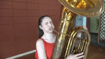 Luci Tries Out the Tuba (MP4 - 1080p)