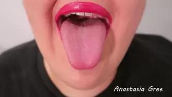 Bbw beautiful tongue