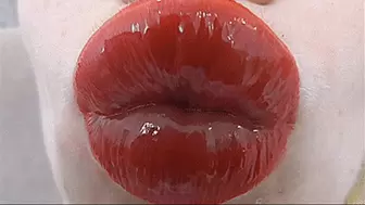 REQUEST GLOSSY RED LIPS ARE COMPRESSED!MP4