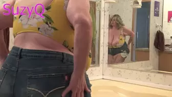 SuzyQ Admires Her Big Body In The Mirrors