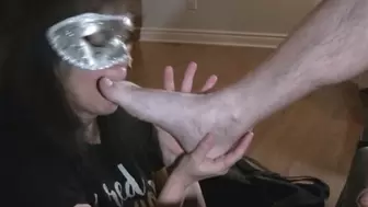 Feet and balls for sub milf (mp4)