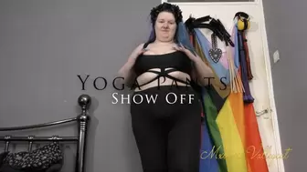 Yoga Pants Show Off (wmv)