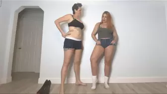 Vanessa and Gia Size Comparison
