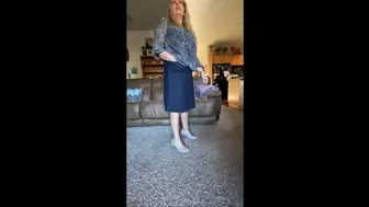 Deb's First Wear of Her Gray Comfort Plus Pumps Was to Work & Fucks Hubby Afterwards (9-8-2021) C4S