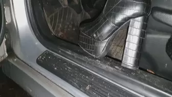 Aggressive Hard Revving Honda in Platform Boots WMV