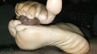 Take these pregnant thick soles