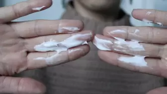 Aurora Lotions Her Dry Hands