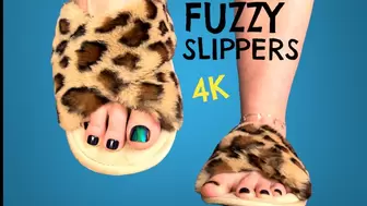 Fuzzy Slipper Shoe Play in 4K