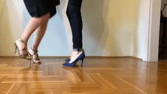 GIRLS STEPPING ON EACH OTHER'S FEET - MP4 HD