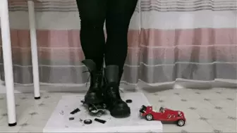 Mila - Diecast toycar session - part 01 (view02)