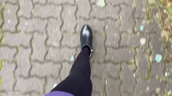 PEDAL PUMPING BLACK OPAQUE NYLONS AND LEATHER ANKLE BOOTS - MOV HD