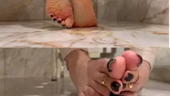 Long black nails, wrinkled sole, Anklet and toe rings (MP4-HD 1080p)