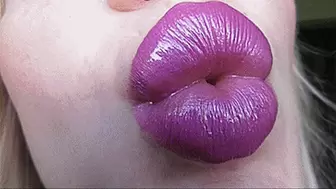 LILAC LIPS ARE COMPRESSED!MP4