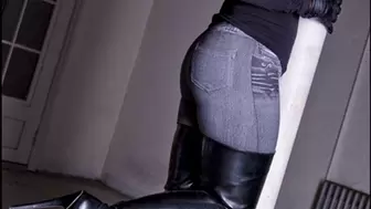 Rachel Wears Giaro Slick Thigh High Boots! HD-avi