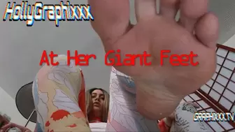 HollyGraphixxx: At Her Giant Feet