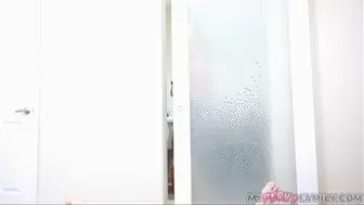 It's Inappropriate To Watch Me In The Shower - MP4 4K