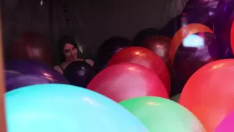 Completely Filling My Bedroom With Balloons - Part 5