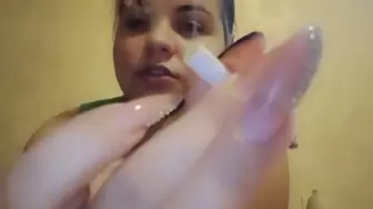 Smoking long nails