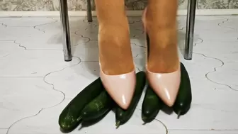 Crush cucumbers in sexy Michael Kors high heels pumps urethra crush imitation