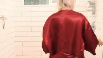 Girl Taking Shower Voyeur Video