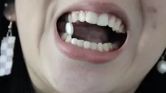 Aurora's Teeth and A Mint