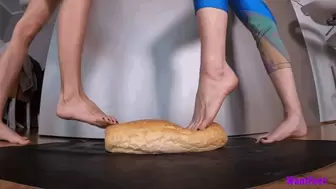 Crushing Bread 4K