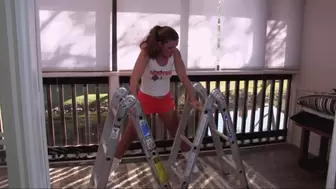 Hooter Girl Fayth Vs The Ladder Bind - Mp4