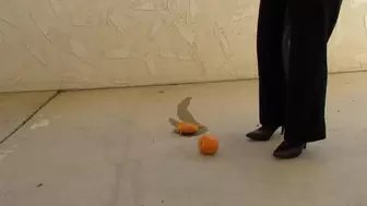 Maria Crushes Oranges with her Heels
