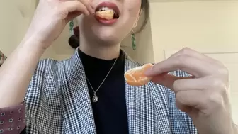 Aurora Eats Two Clementines For You